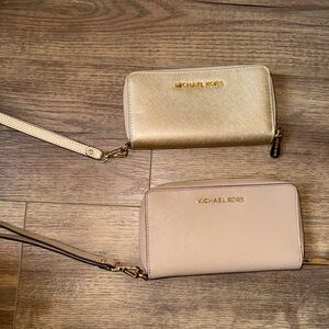 Michael Kors Gold and Cream Wristlet Duo